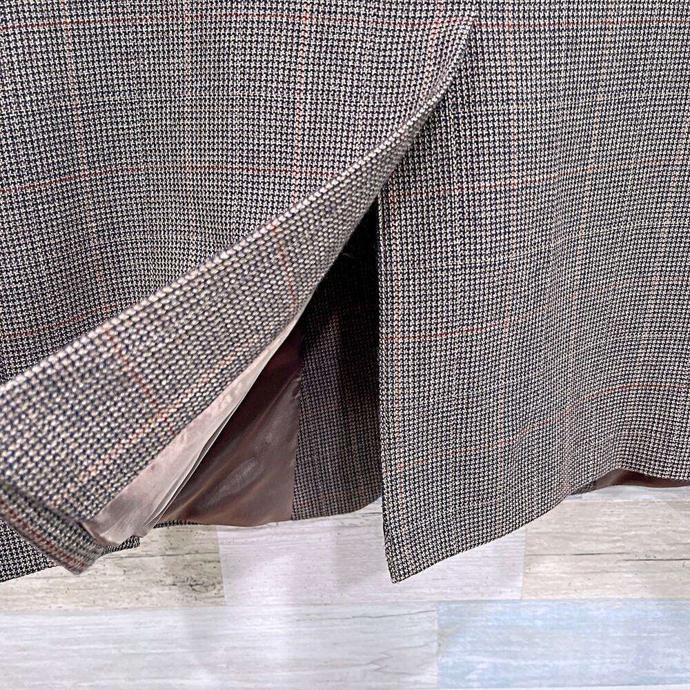 Jos A Bank Wool Tweed Sport Coat Jacket Brown Windowpane Check Mens 46R - Picture 7 of 8